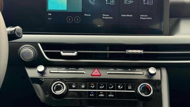 2025 Hyundai SONATA SE