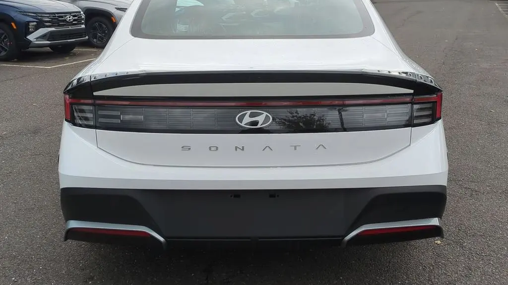 2026 Hyundai SONATA SE