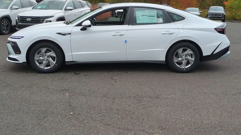 2026 Hyundai SONATA SE