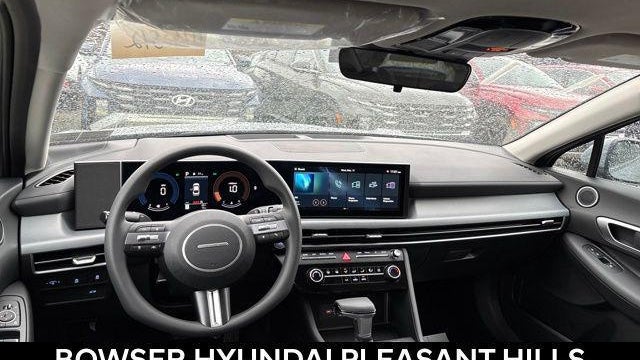 2026 Hyundai SONATA SE