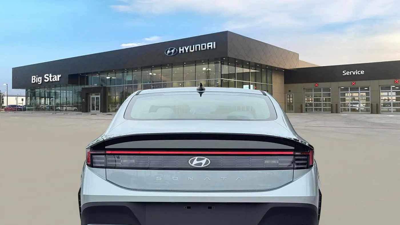 2026 Hyundai SONATA SE