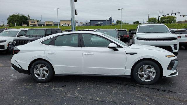 2026 Hyundai SONATA SE