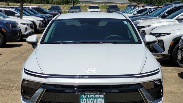 2025 Hyundai SONATA SE
