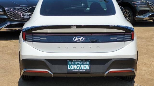 2025 Hyundai SONATA SE