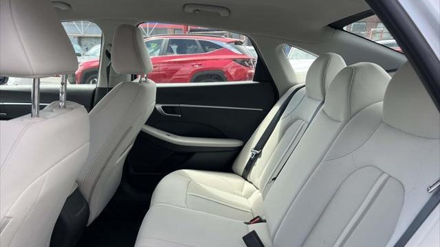 2025 Hyundai SONATA SE
