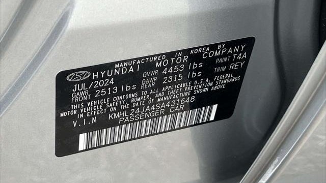 2025 Hyundai SONATA SE