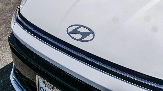 2025 Hyundai SONATA SE