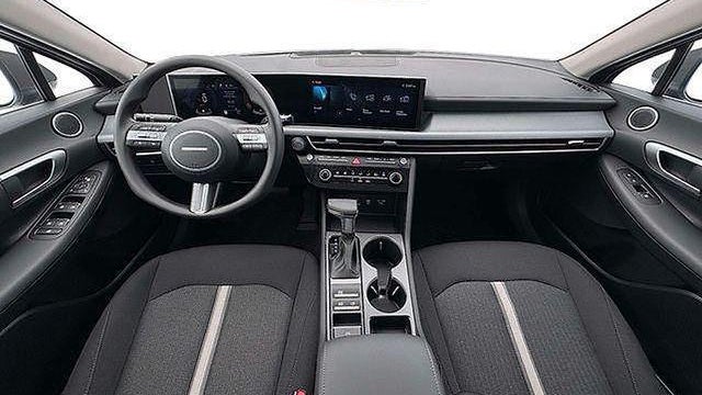 2026 Hyundai SONATA SE