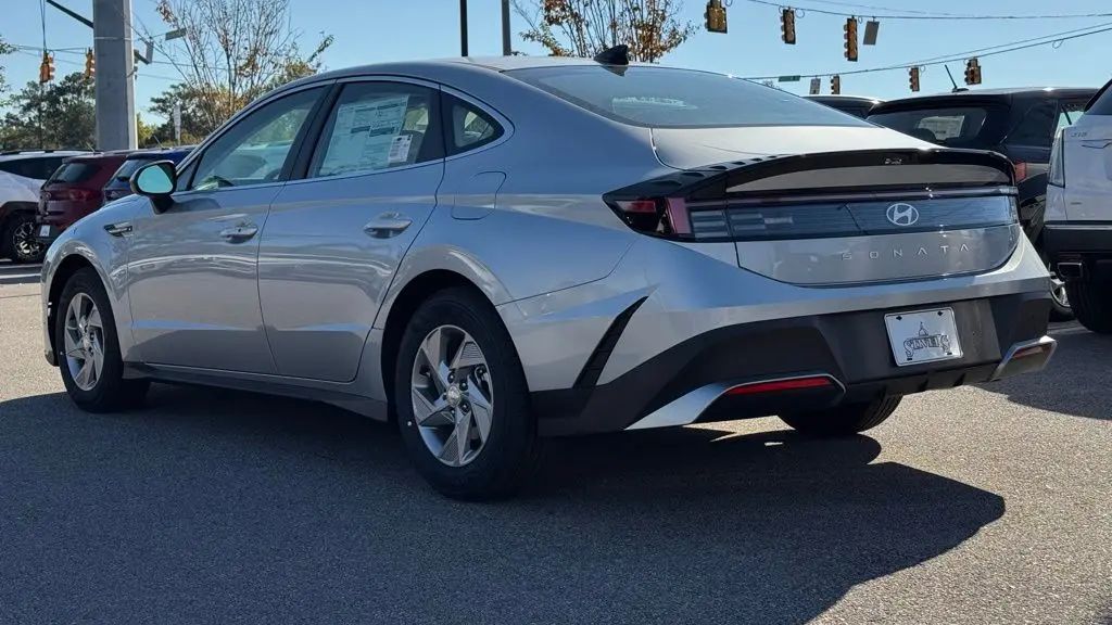 2026 Hyundai SONATA SE