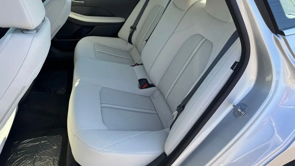 2026 Hyundai SONATA SE