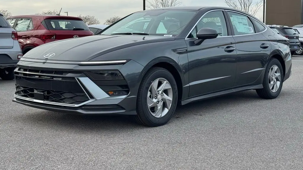 2026 Hyundai SONATA SE