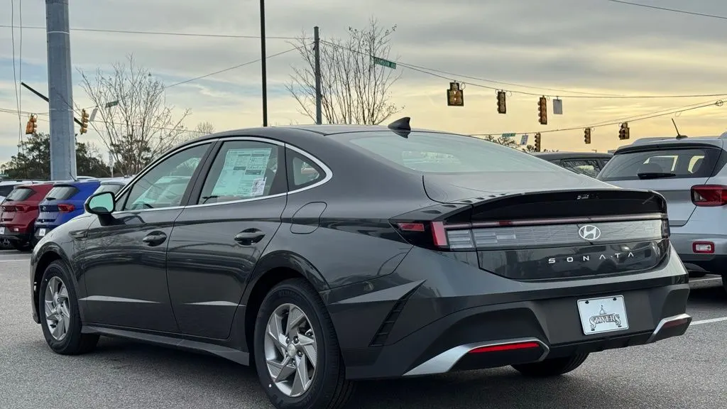 2026 Hyundai SONATA SE