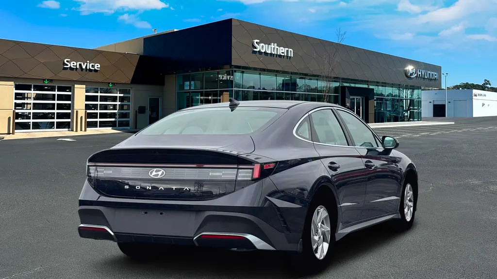 2026 Hyundai SONATA SE