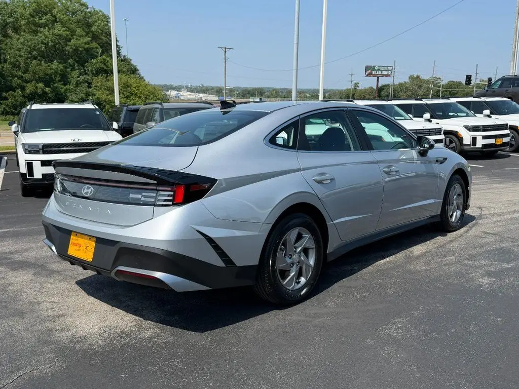 2026 Hyundai Sonata - $24,977