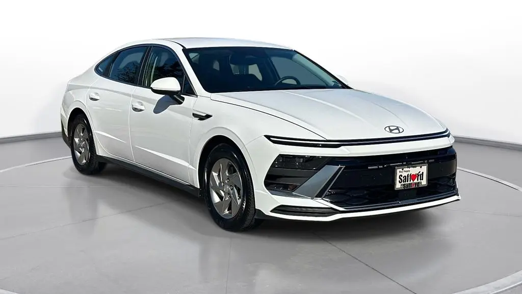 2025 Hyundai SONATA SE