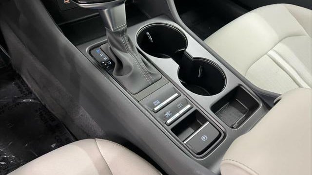 2025 Hyundai SONATA SE