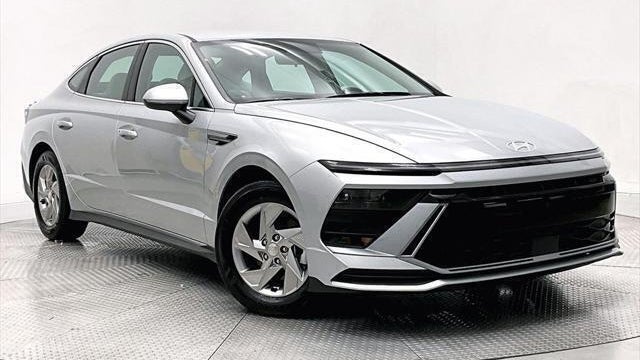 2025 Hyundai SONATA SE