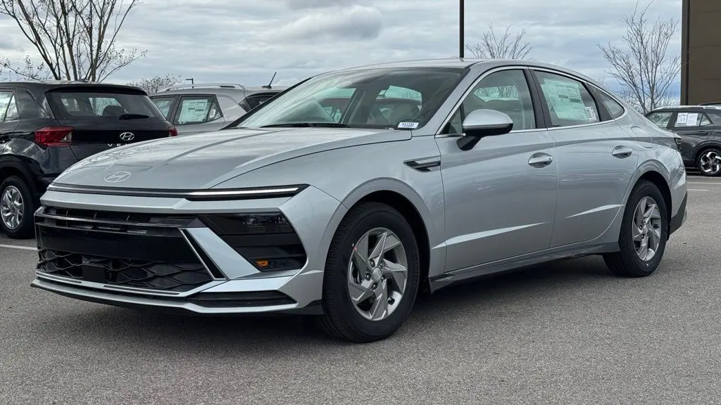 2026 Hyundai SONATA SE
