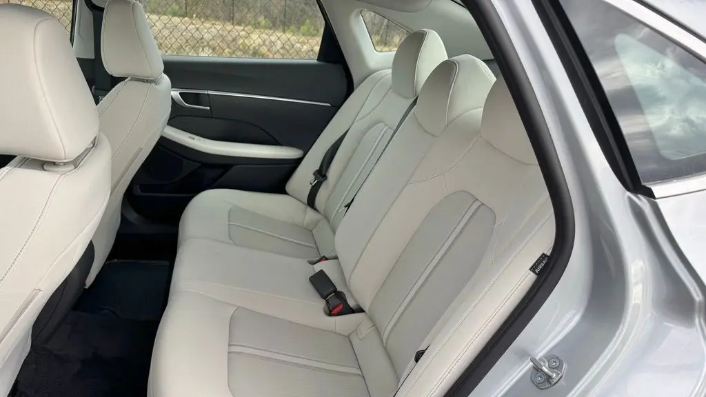 2026 Hyundai SONATA SE