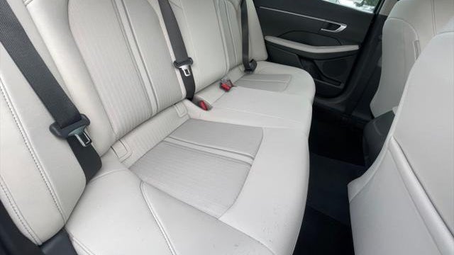 2025 Hyundai SONATA SE