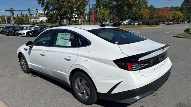 2025 Hyundai SONATA SE