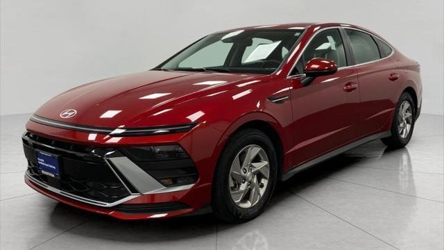 2025 Hyundai SONATA SE