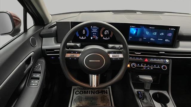 2025 Hyundai SONATA SE