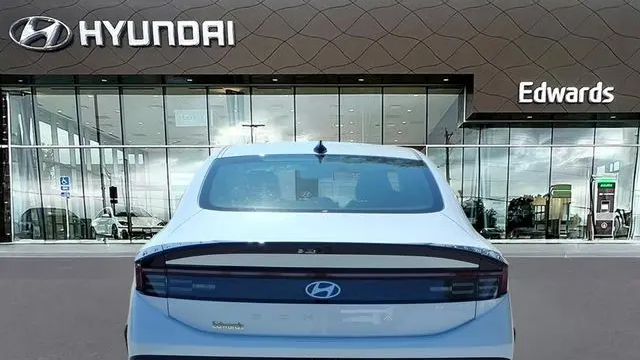 2026 Hyundai SONATA SE