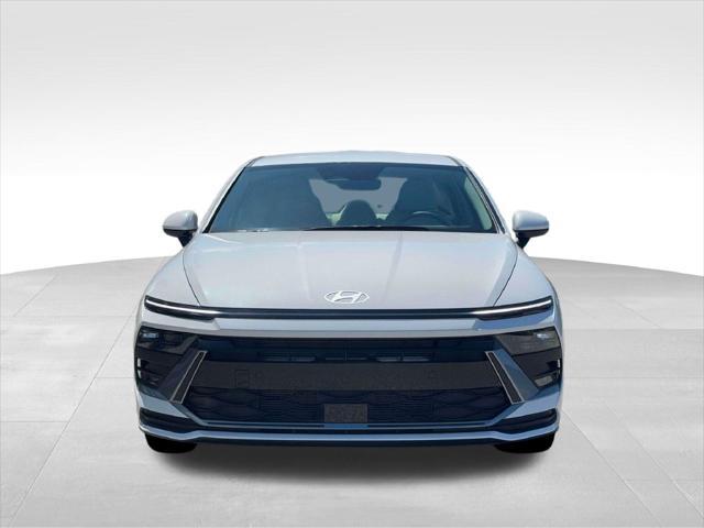 2026 Hyundai Sonata - $25,779