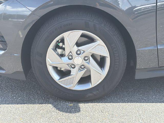 2026 Hyundai Sonata - $25,209