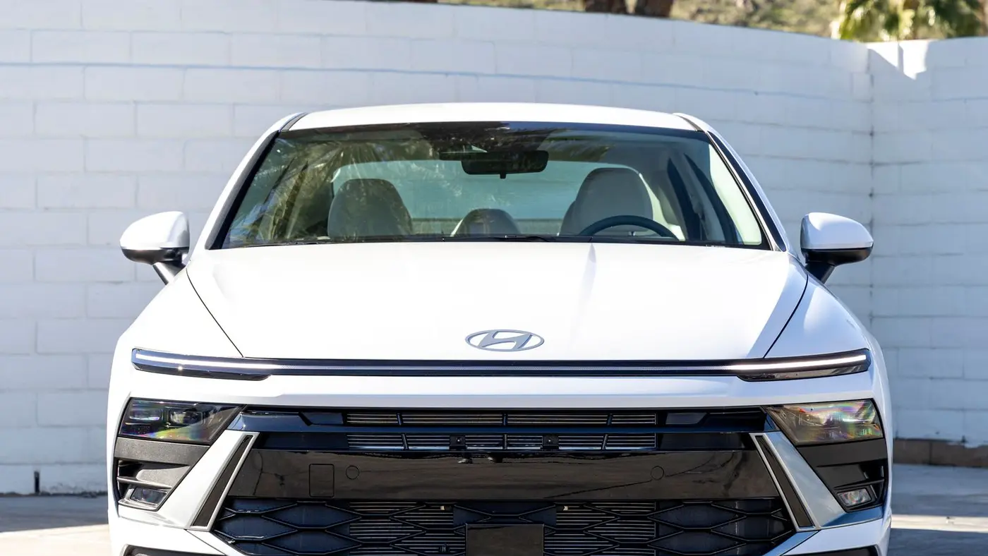 2026 Hyundai SONATA SE
