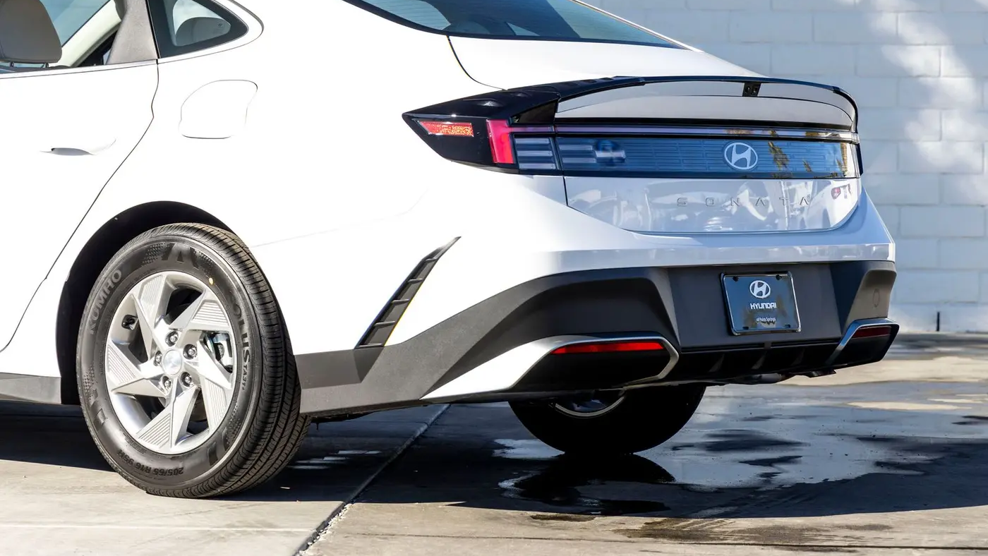 2026 Hyundai SONATA SE