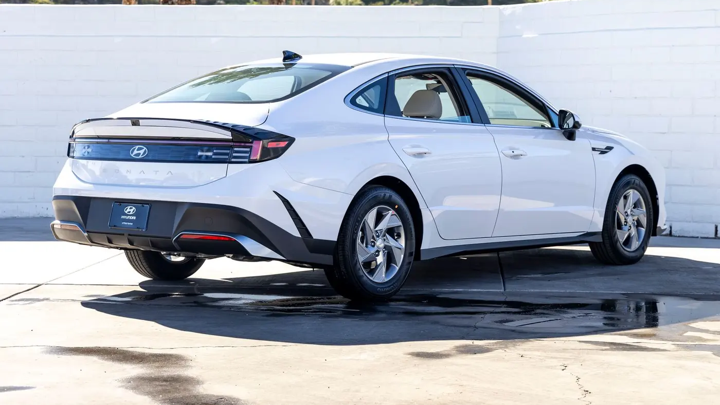 2026 Hyundai SONATA SE