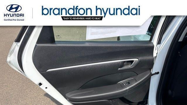 2023 Hyundai SONATA SE
