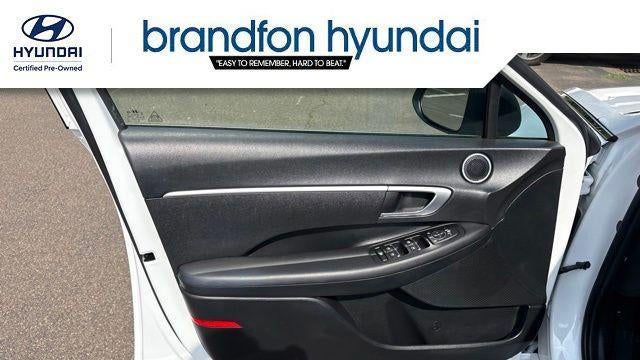 2023 Hyundai SONATA SE