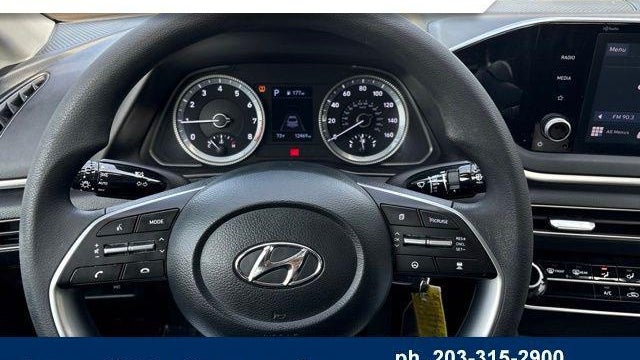 2023 Hyundai SONATA SE