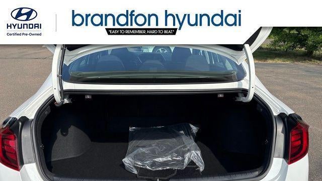 2023 Hyundai SONATA SE