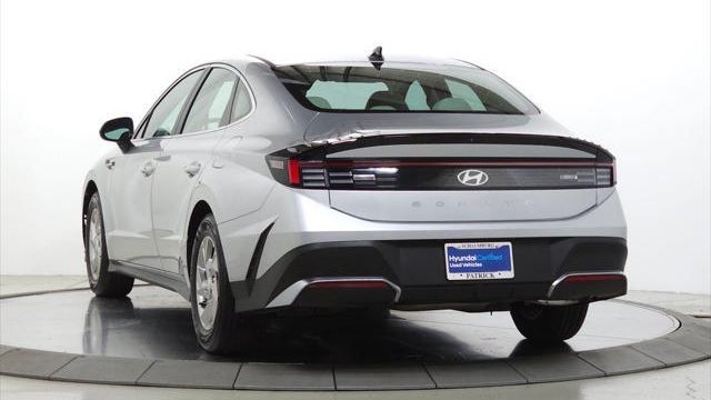 2025 Hyundai SONATA SE