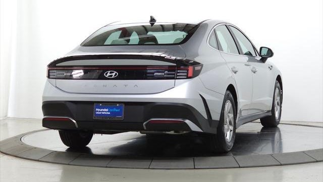 2025 Hyundai SONATA SE