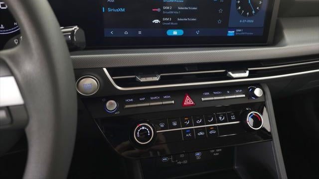 2025 Hyundai SONATA SE