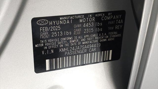 2025 Hyundai SONATA SE