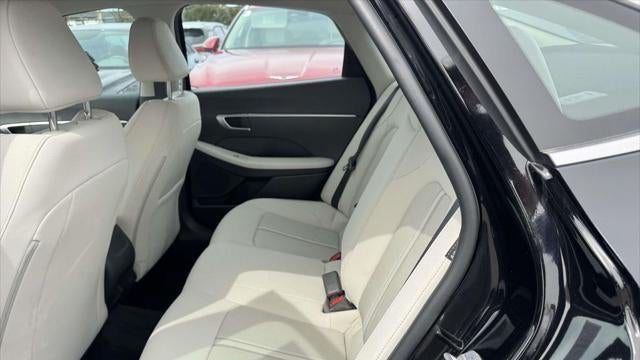 2025 Hyundai SONATA SE