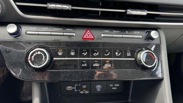 2025 Hyundai SONATA SE