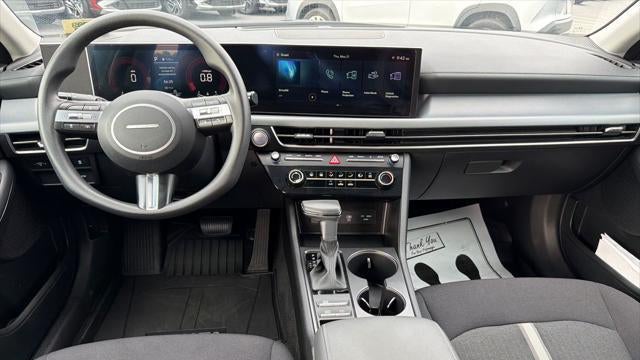2025 Hyundai SONATA SE