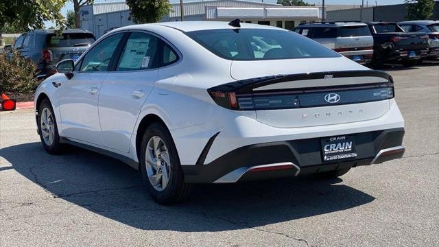 2025 Hyundai SONATA SE