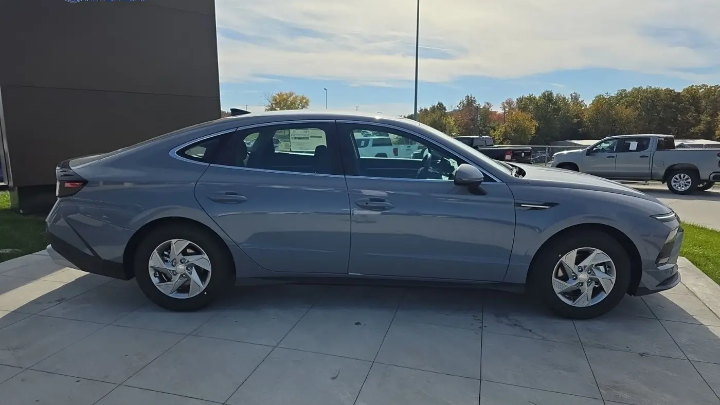 2026 Hyundai SONATA SE