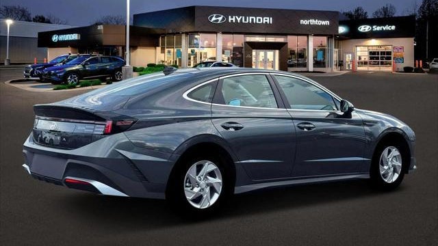 2026 Hyundai SONATA SE