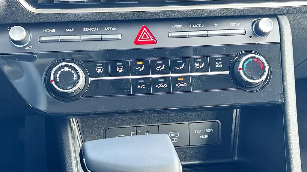 2026 Hyundai SONATA SE