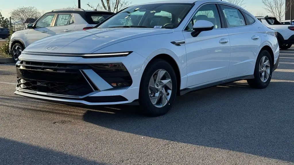 2026 Hyundai SONATA SE