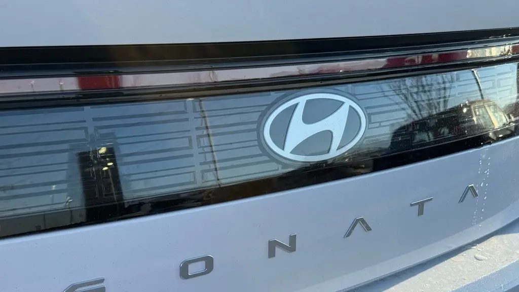 2026 Hyundai SONATA SE